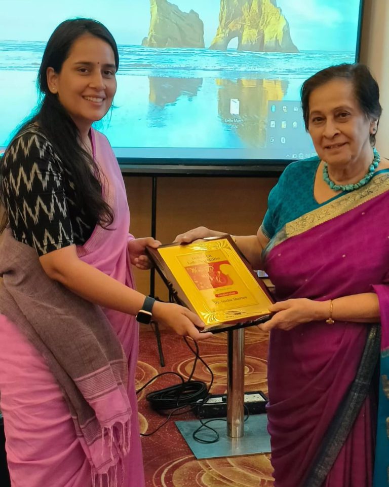 Dr Sneha Sharma Receving Award 768x960